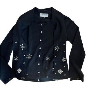 Heirloom Collectibles Snowflake Beaded Jacket Scarf Black M